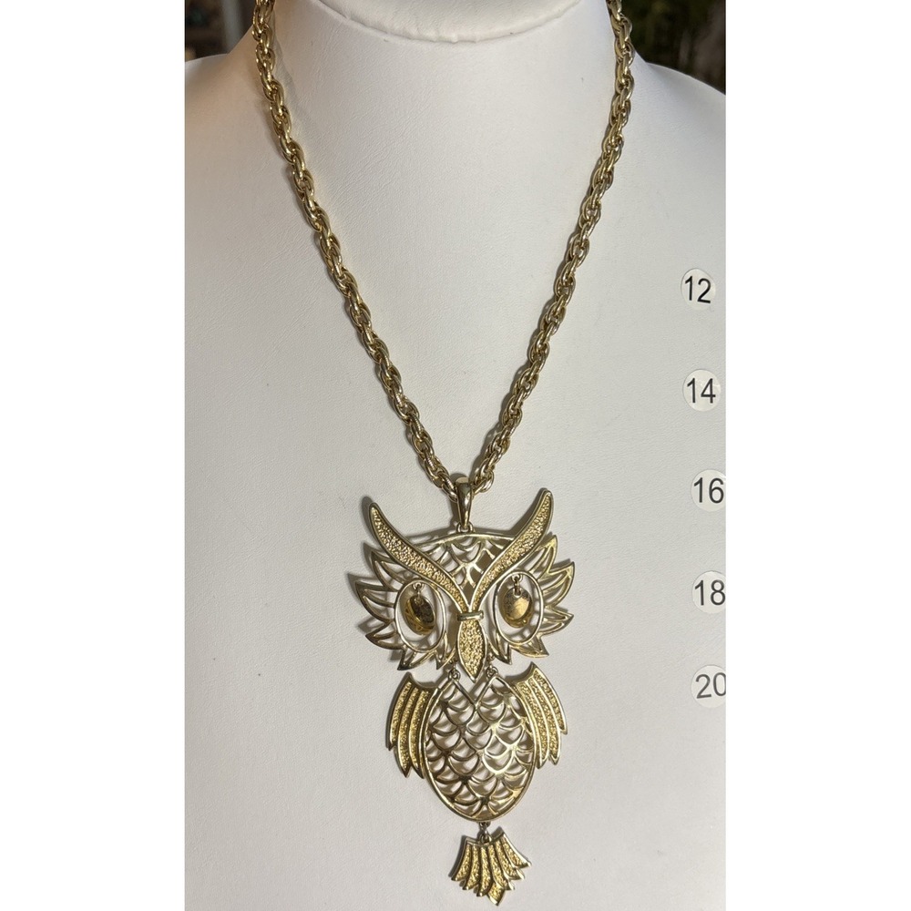 Vintage Owl Articulated Pendant Necklace Gold Tone 4" Owl